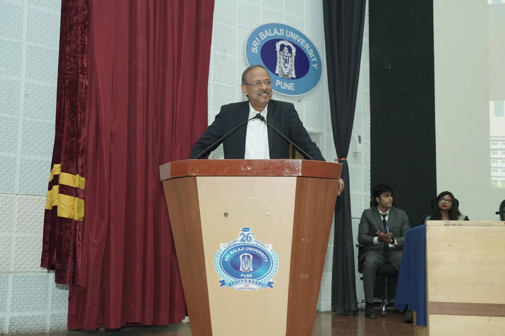 Leadership, Motivation and Communication Skills - 1.2