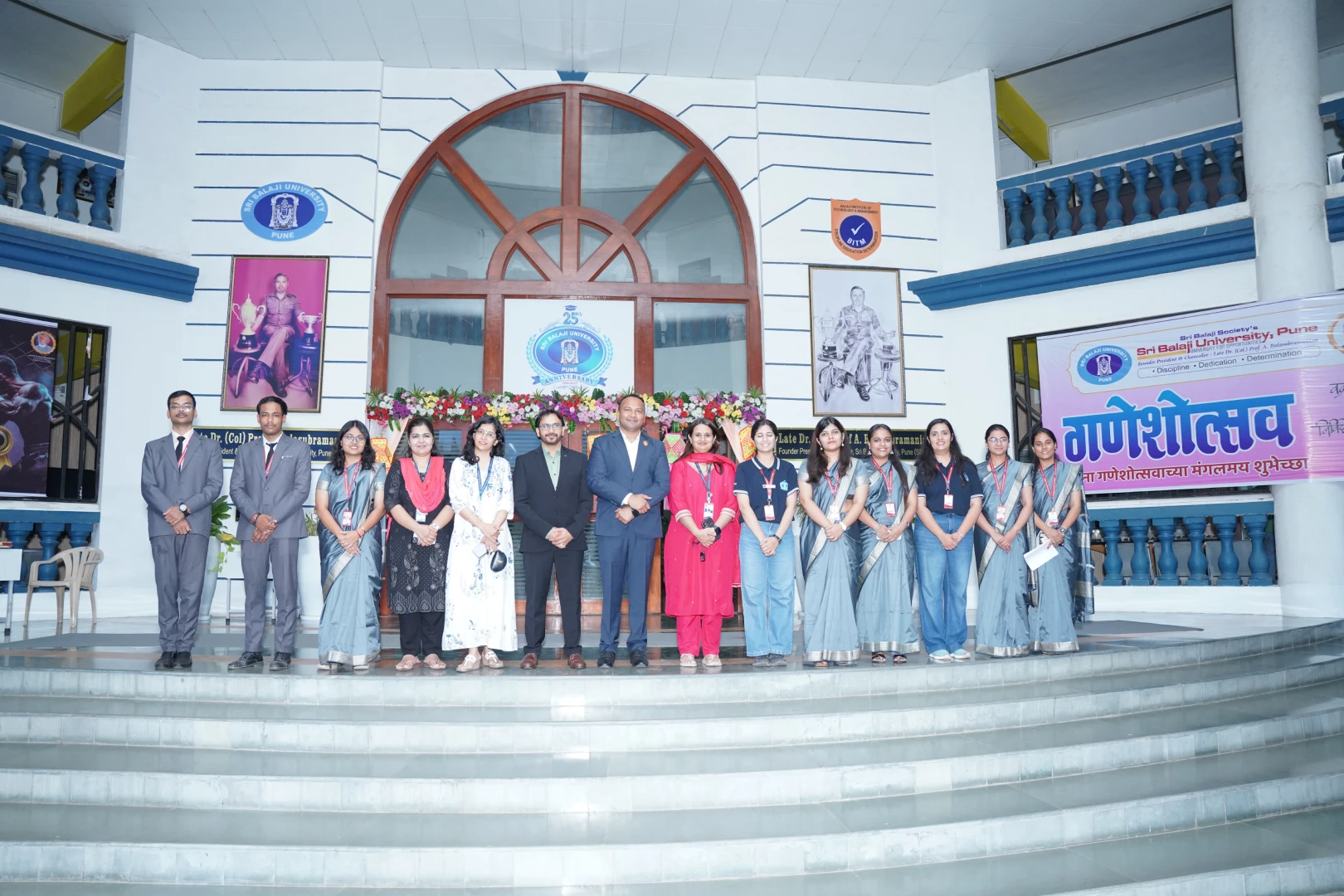 Product Lifecycle and Digital Products in the Market: A Masterclass on From Idea to Impact