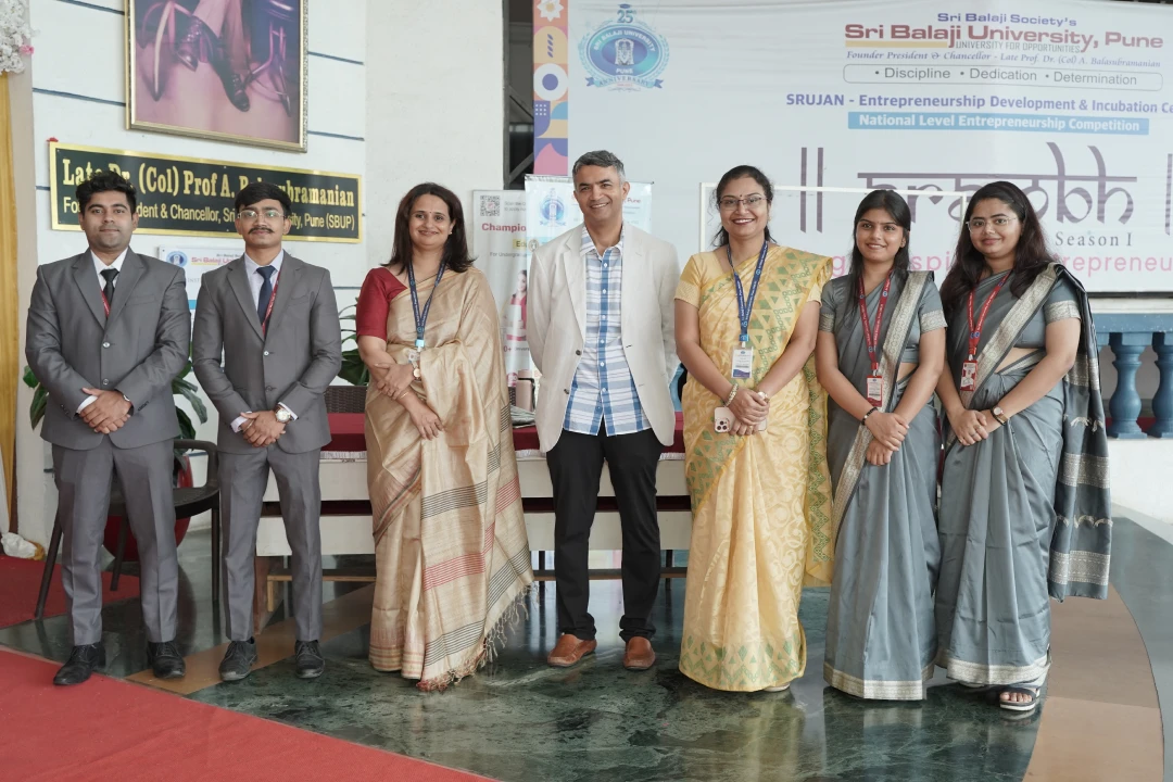 Leadership and learners together a special moment with the Deputy Director Dr. Rajeshwari Patil , Chancellor Prof. Paramanandhan Balasubramanian, and students.
