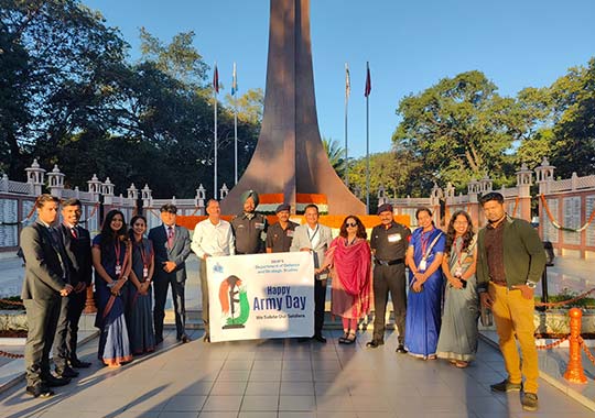 Delegation SDSS at the National War Memorial